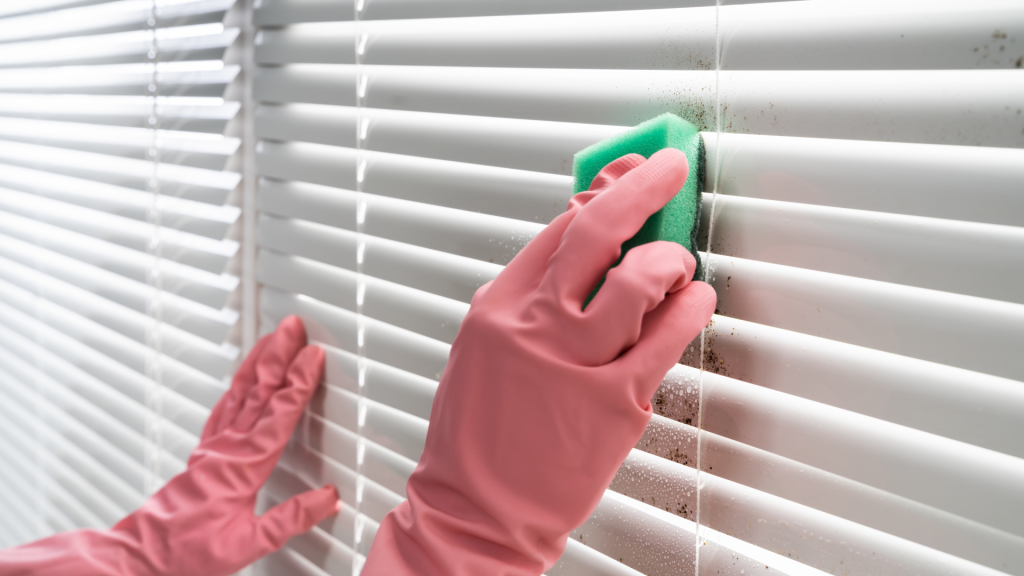 A importância da higienização regular das persianas para a saúde